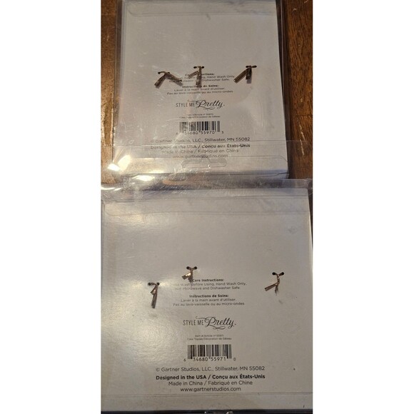 Mr. & Mrs. Cake Toppers New in Box Wedding Celebration Decor Party Engagement - Picture 5 of 5